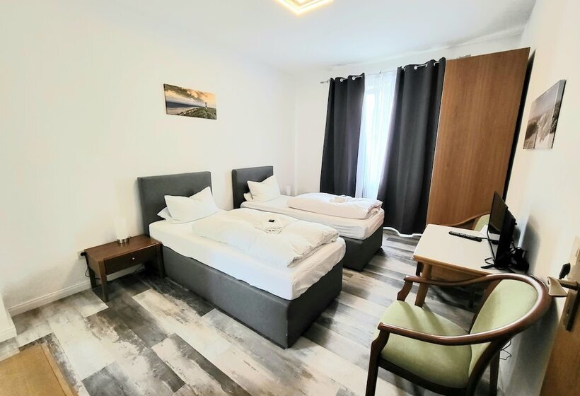 تختخواب و صبحانه City Center Hotel Garni Cuxhaven