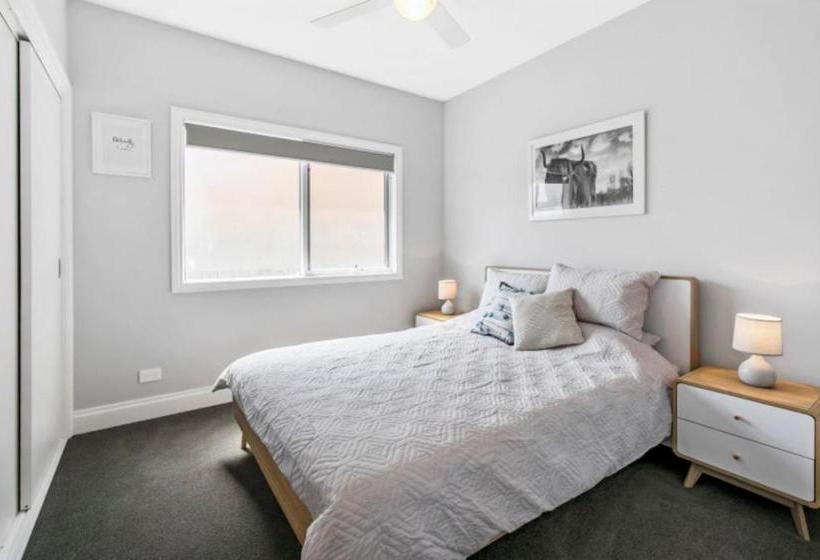 צימר Hale Kupa Rye Beach House Spa Table Tennis