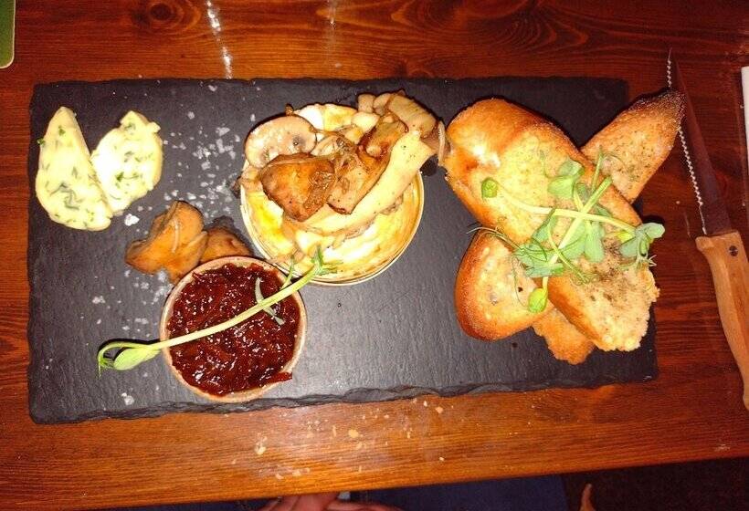 צימר Palmers Ale House & Kitchen