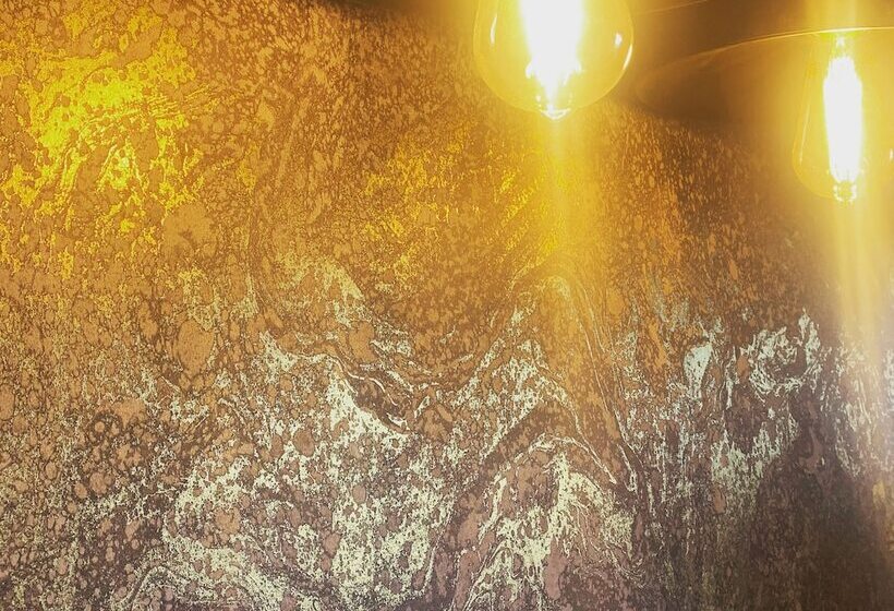 ベッドアンドブレックファースト Palmers Ale House & Kitchen