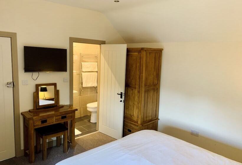 ベッドアンドブレックファースト Palmers Ale House & Kitchen