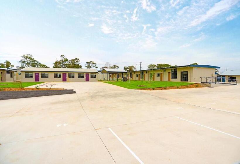 Eastend Studio Apartments