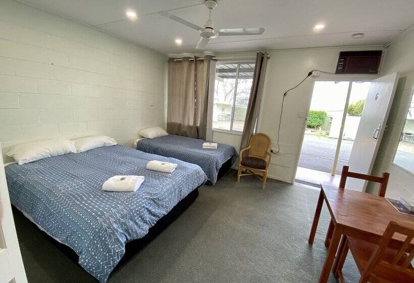 Golden Grain Motel