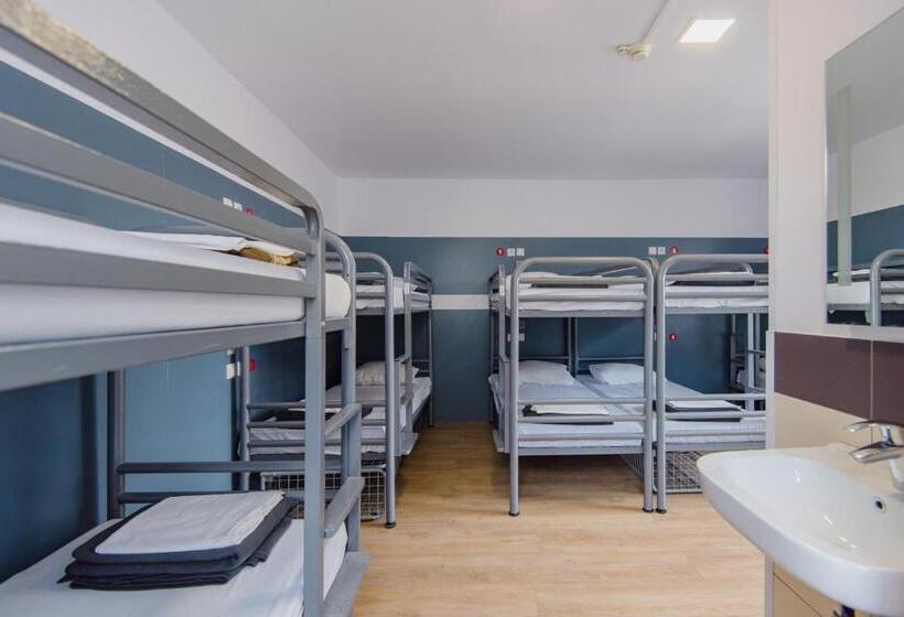 Hostel Warmoes Amsterdam