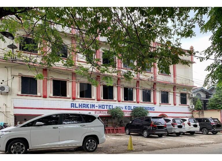 호텔 Al Hakim Syariah Redpartner