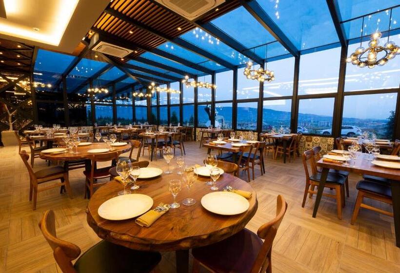 בית מלון כפרי Avec