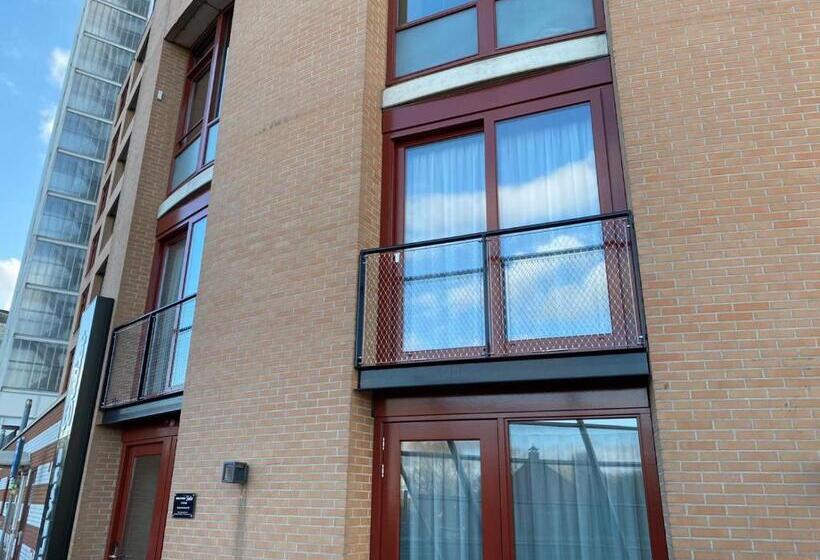 בית מלון כפרי Suites Boulevard 17