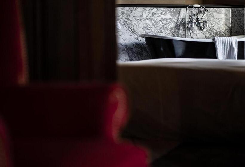 فندق Château De Maubreuil