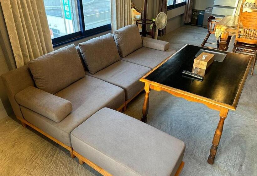 Economy Hotel Upashi