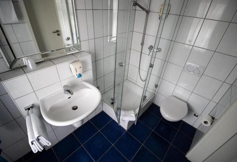 בית מלון כפרי Gasthof Rossle