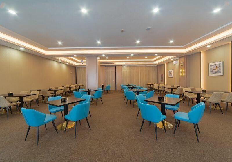 Отель Greentree Eastern Dali Railway Station