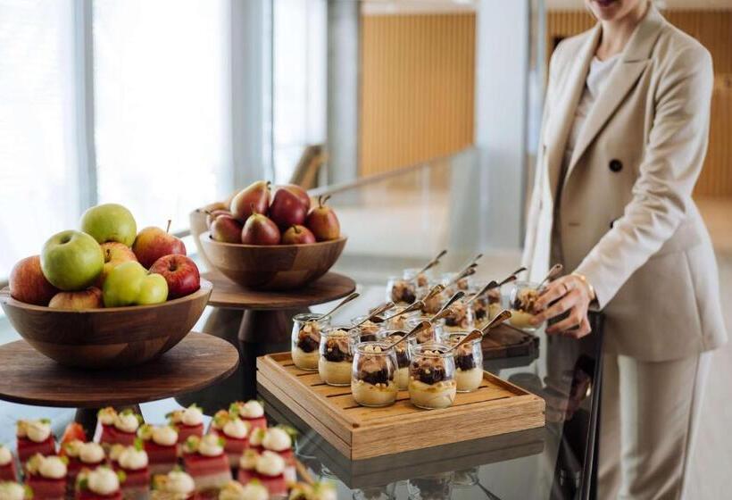 Hotel Hyatt Regency Zurich Airport Circle