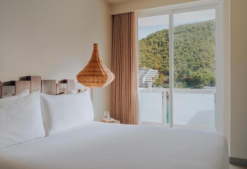 Отель Hyde Ibiza