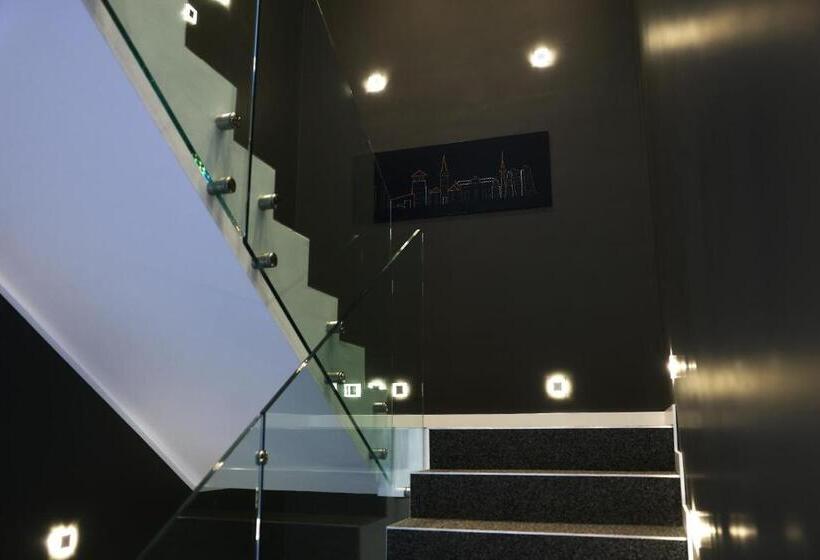 Juststay Grevenbroich Hotel & Apartments