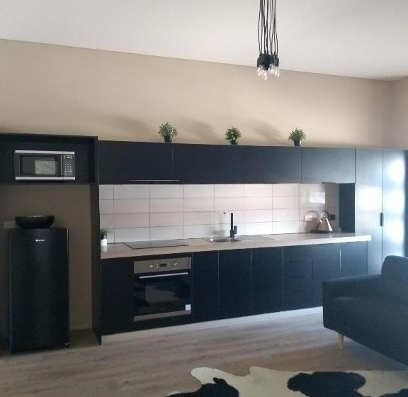 בית מלון כפרי Kindred Parkside Apartments