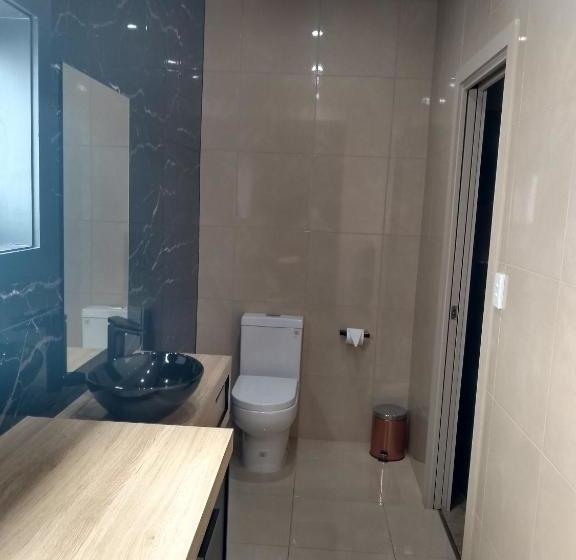 בית מלון כפרי Kindred Parkside Apartments