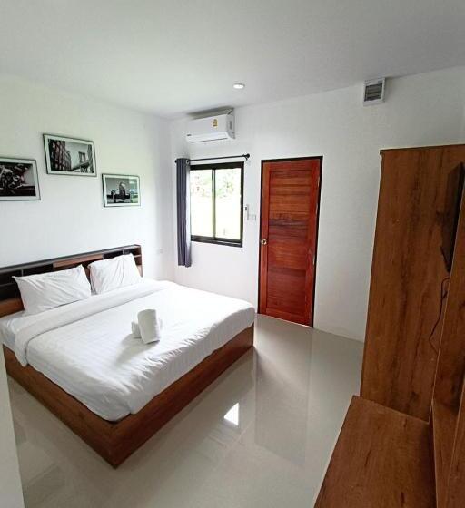 בית מלון כפרי Malinee Resort