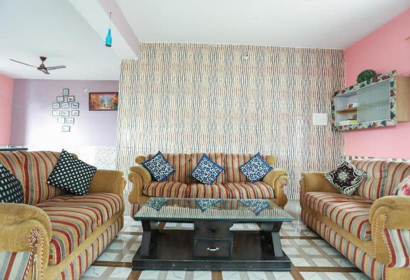 호텔 Oyo 65684 Rahul Homestay