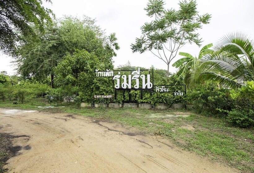 Отель Oyo 999 Baan Pak Rom Ruen