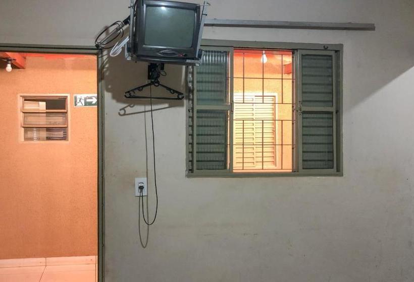 Отель Oyo  Gralha Azul