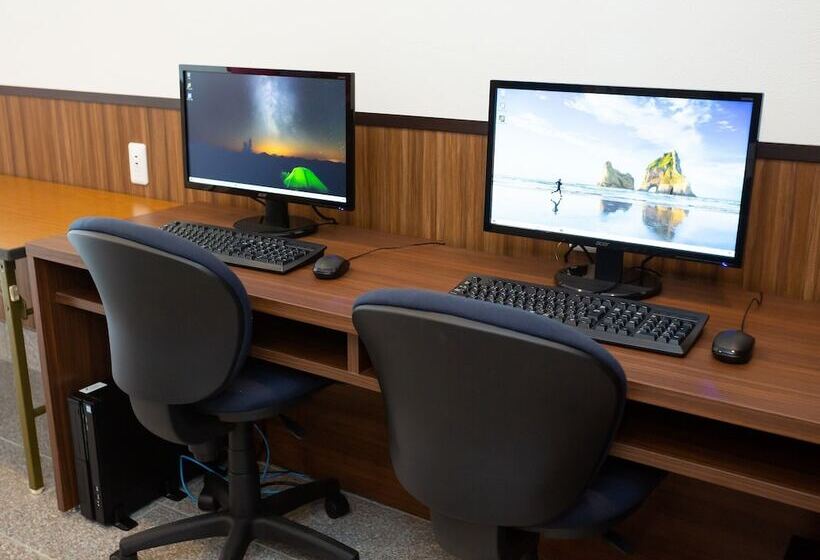 בית מלון כפרי Peace Island Nago