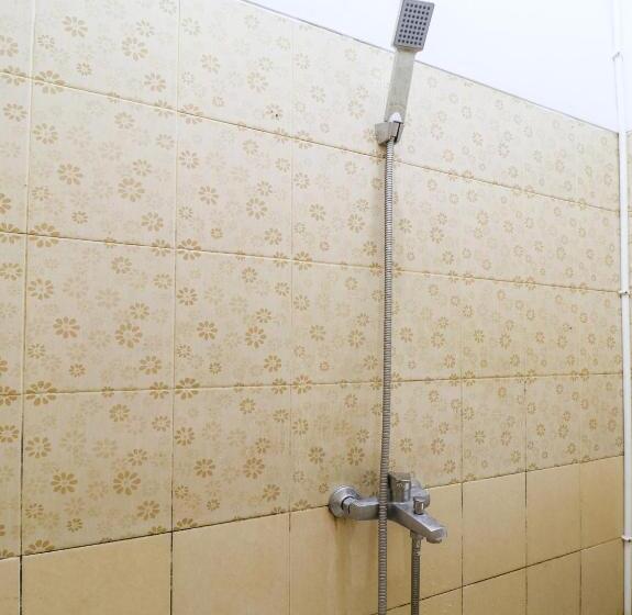 酒店 Reddoorz At Merdeka Street Garut