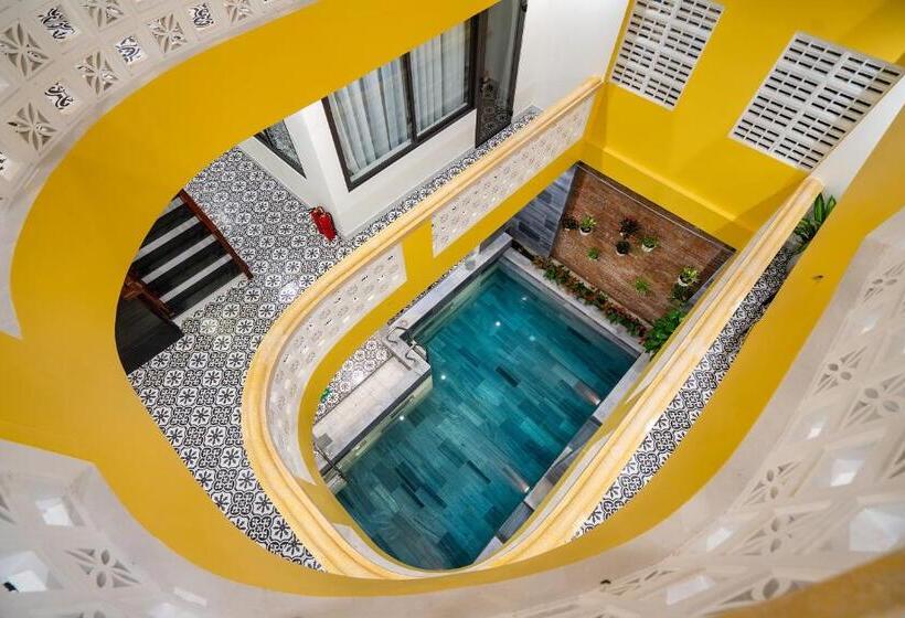 هتل The Lit Villa Hoi An