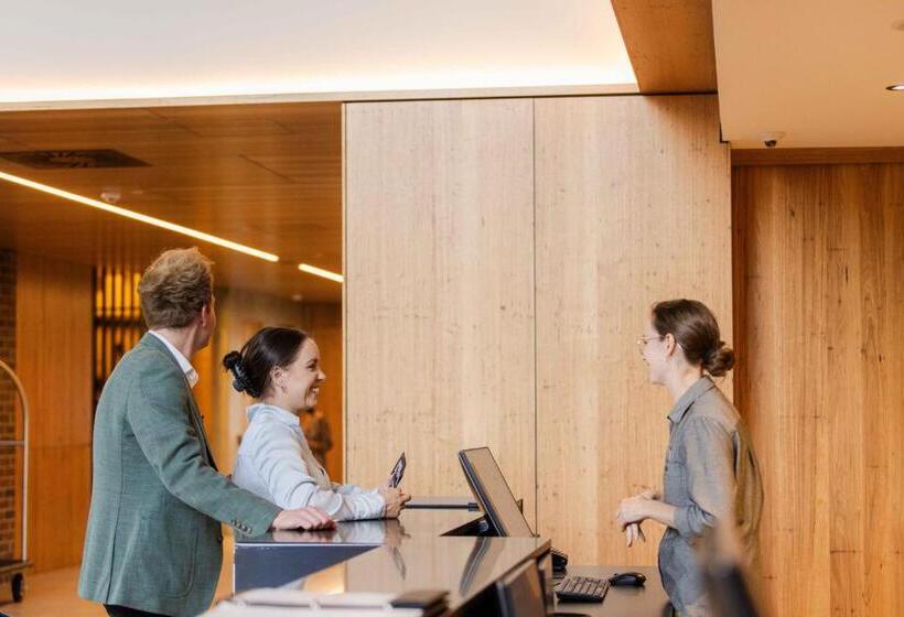 هتل Verge Launceston