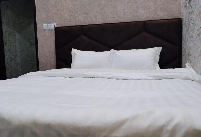 Iwaa Alkharj Apartments