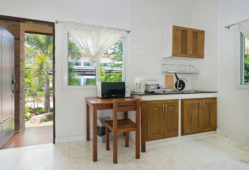 Lipa Bay Residence