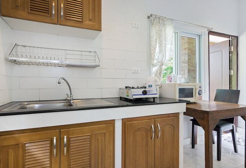 Lipa Bay Residence