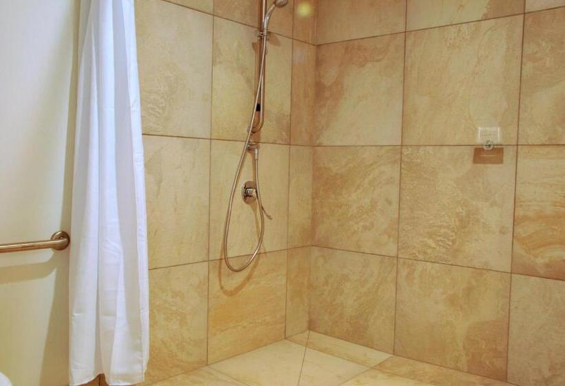 מוטל The Hub Bicheno