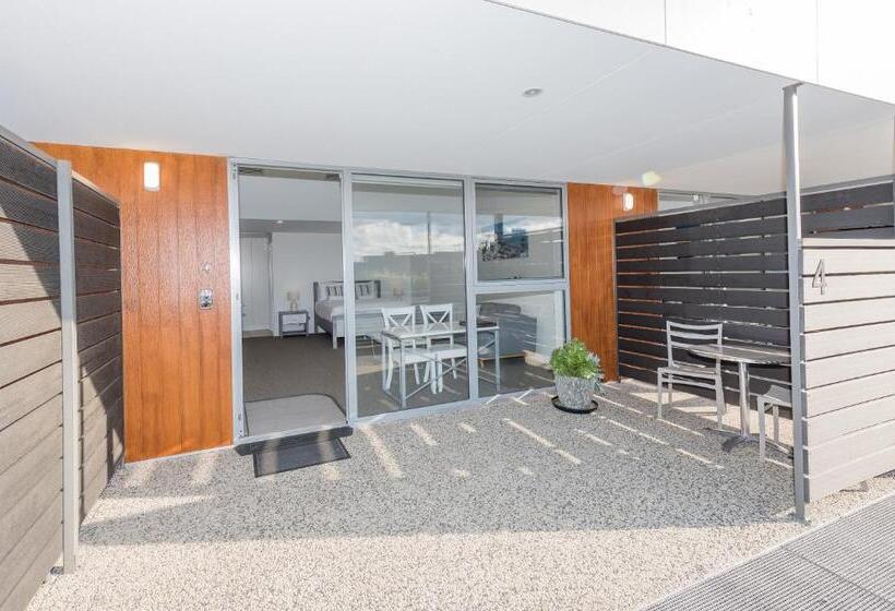 מוטל The Hub Bicheno