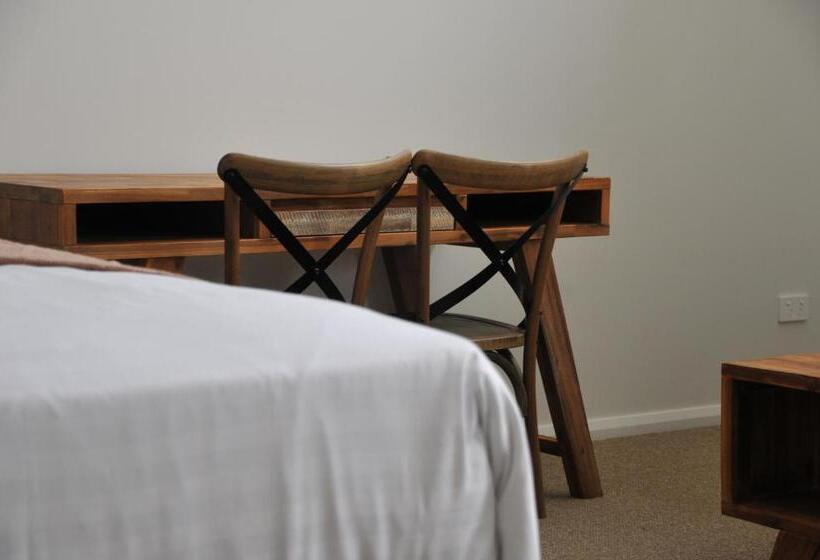 מוטל The Hub Bicheno