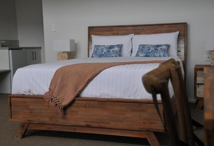 מוטל The Hub Bicheno