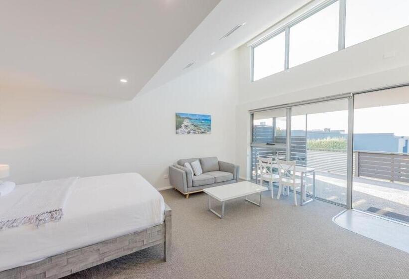 מוטל The Hub Bicheno