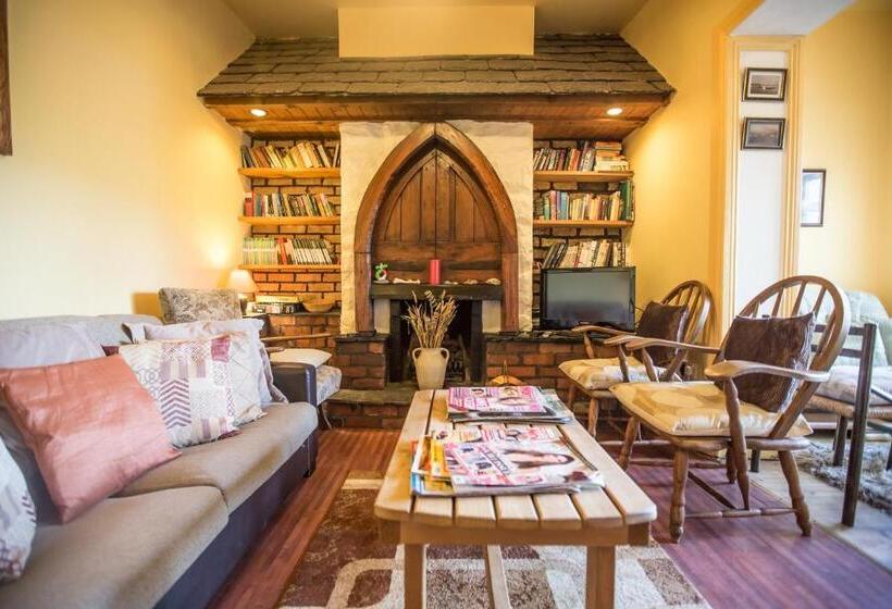 Mount Brandon Hostel