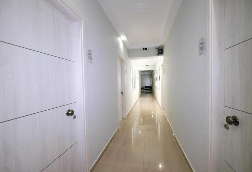 بنسيون Limnia Gi