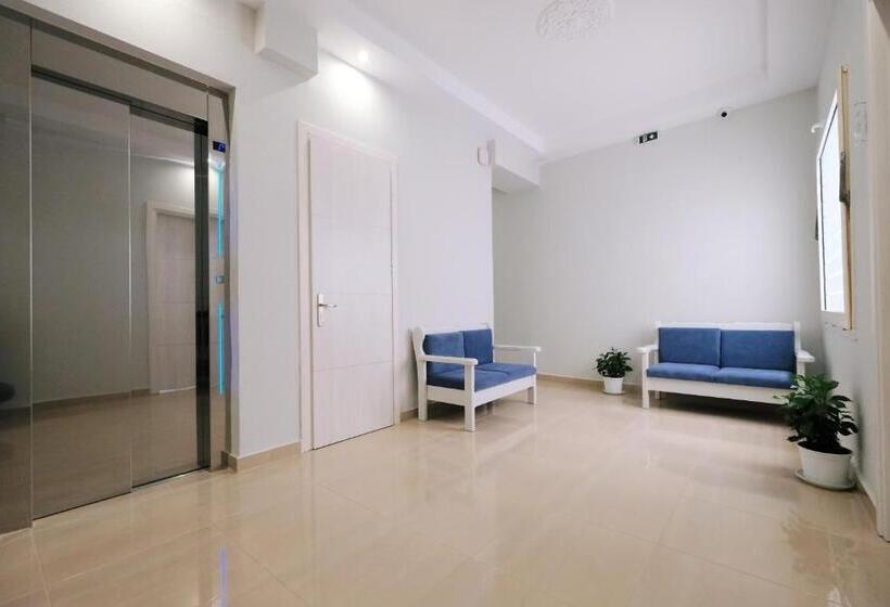 بنسيون Limnia Gi