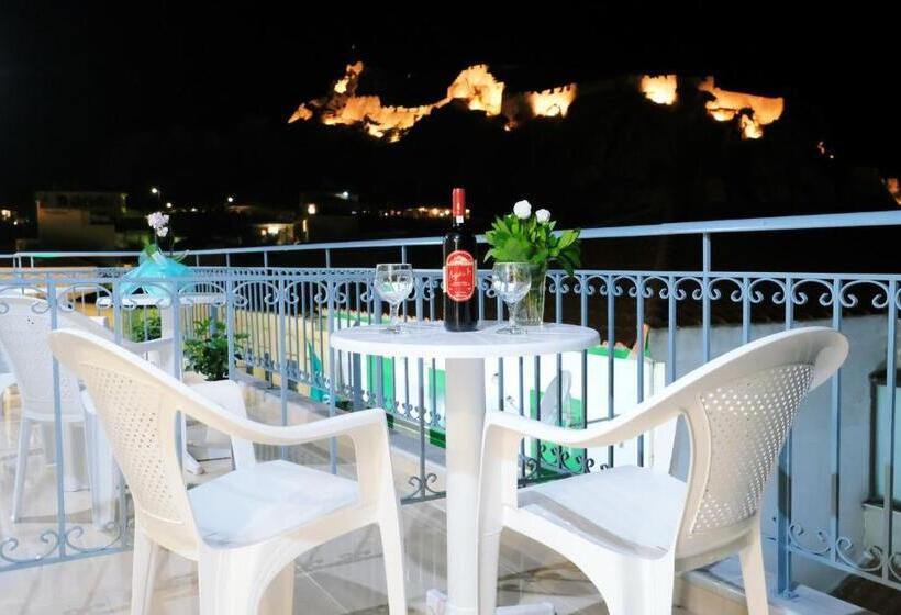 بنسيون Limnia Gi