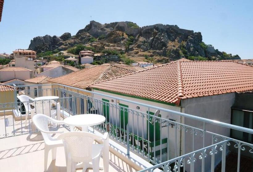 بنسيون Limnia Gi