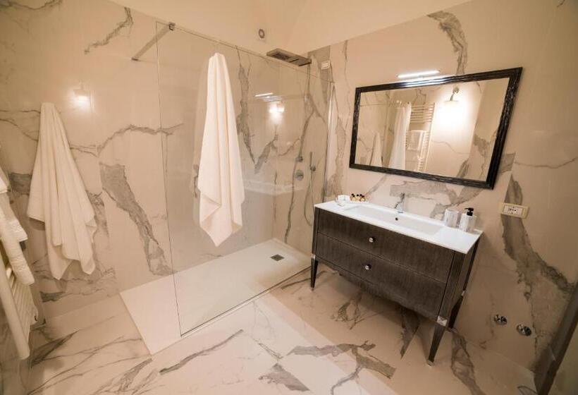 פנסיון Palazzo Illuminati