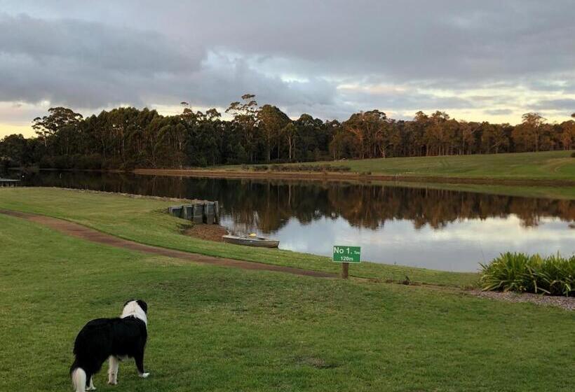 استراحتگاه Tanah Marah