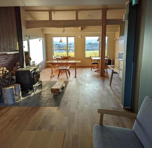 旅館 Meiji No Okano Yado