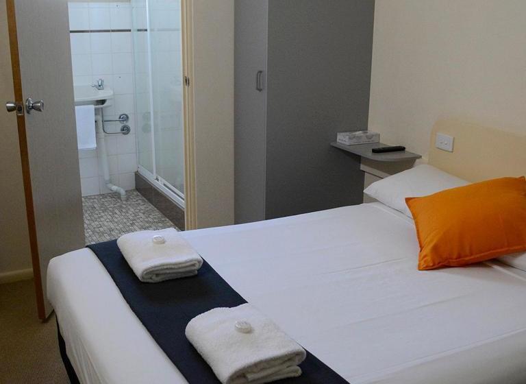 Shamrock Hotel Motel Temora