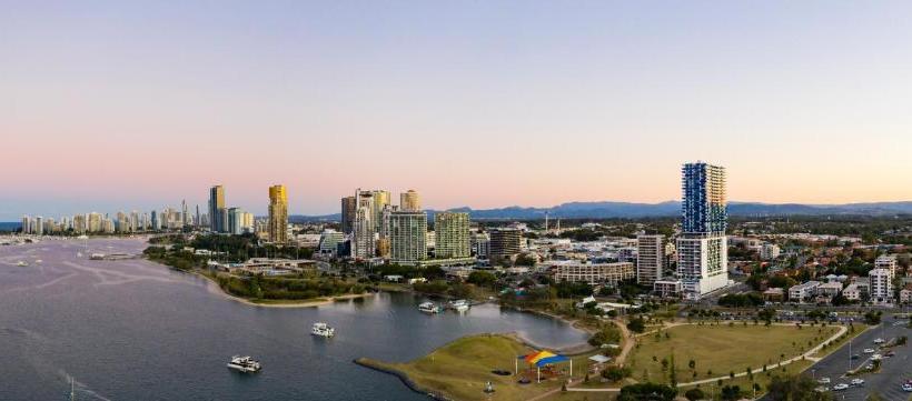 Sky Broadwater Apartments