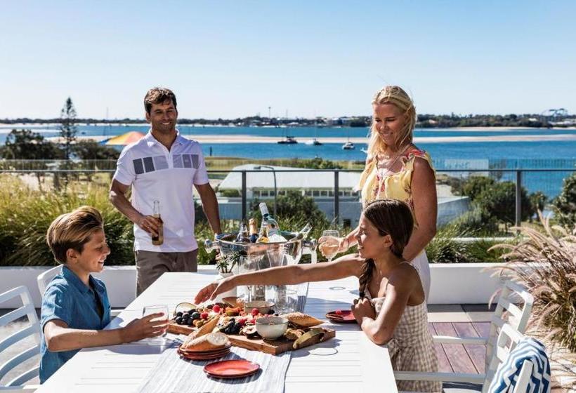 Sky Broadwater Apartments