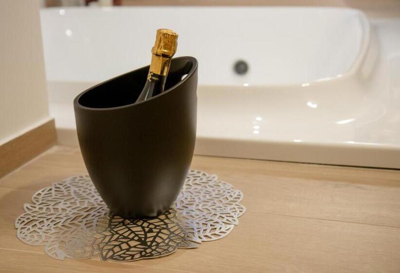 Suite 123 Luxury B&b Con Jacuzzi