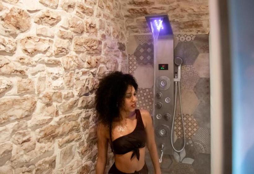 Suite 123 Luxury B&b Con Jacuzzi