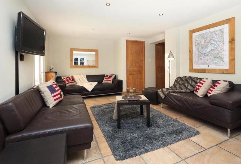 The Castle, 10 Bedroom Chalet, Chamonix Centre